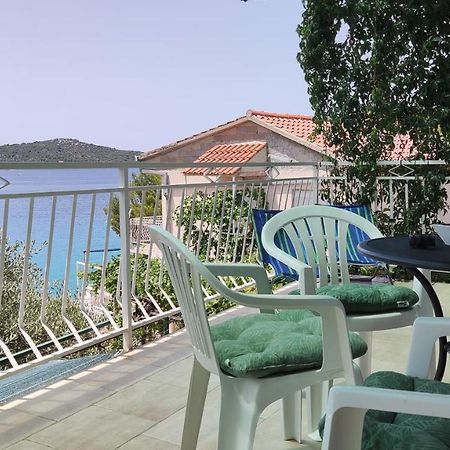 Rogoznica Seafront Apartment - Kalebova Luka Kültér fotó