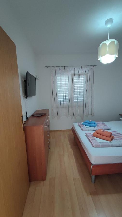 Rogoznica Seafront Apartment - Kalebova Luka Kültér fotó