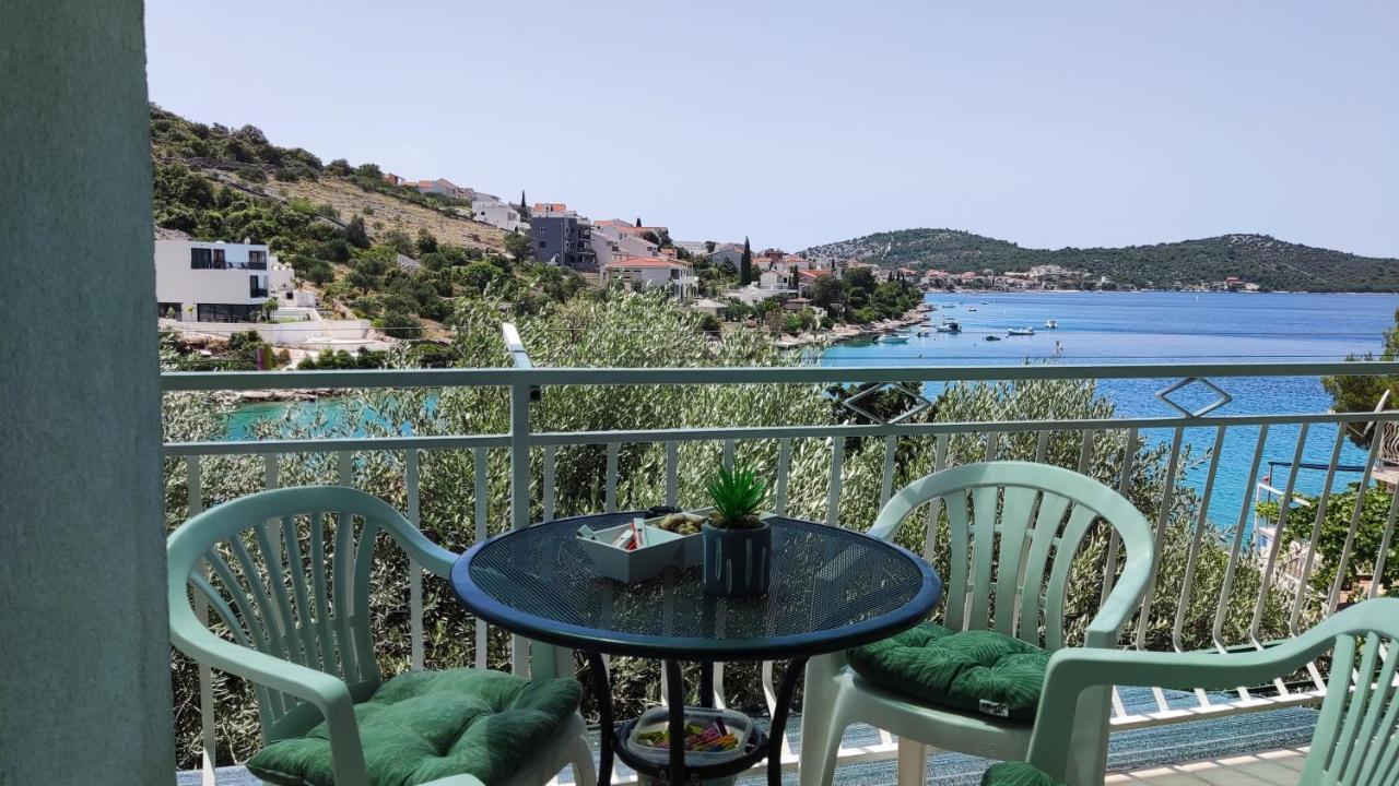 Rogoznica Seafront Apartment - Kalebova Luka Kültér fotó